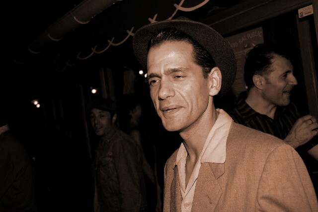 min 2006 10 29 guinguette mp 353 sepia
